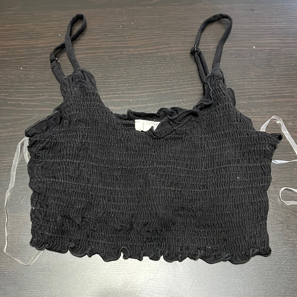 Ivy and main by tillys crop top